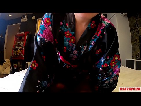 ❤️ Jong cosplay-meisie hou van seks tot orgasme met 'n spuit in 'n perdevrou en 'n blowjob. Asiatiese meisie met harige poes en pragtige tiete in tradisionele Japannese kostuum in amateurvideo wat masturbasie met fokspeelgoed wys. Sakura 3 OSAKAPORN. ❌ Superpornografie op af.sexeey.ru ️❤